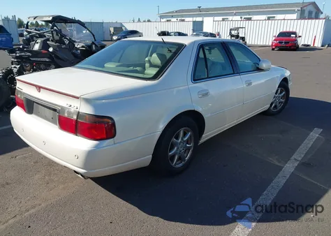 2002 Cadillac Seville Sls z USA, uszkodzony, nr VIN 1G6KS54YX2U188699